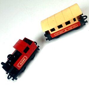 2 Vtg Matchbox SF Superfast 0-4-0 Steam Loco & Passenger Car Made in England 3”